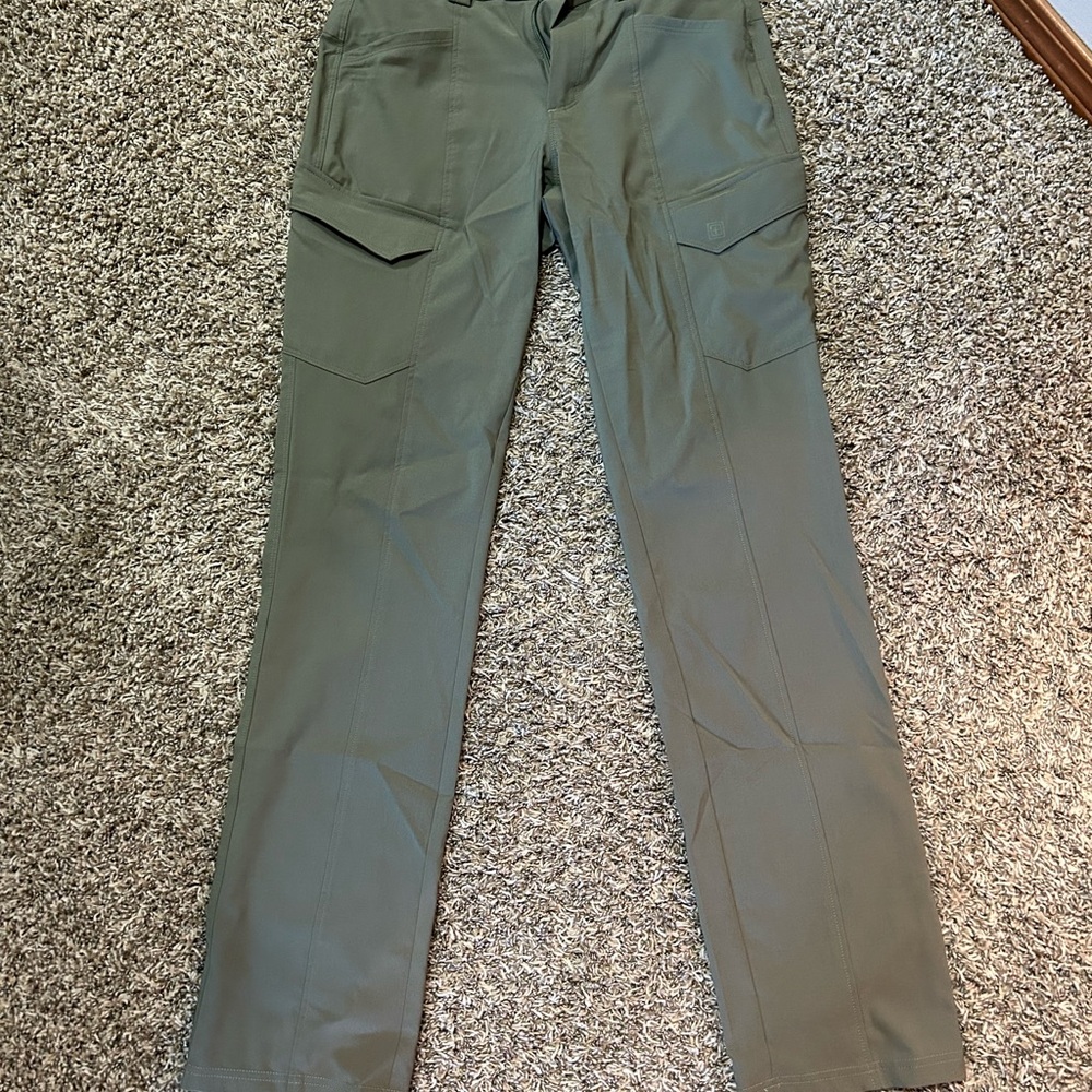 5.11 Shella pants. Size 6.